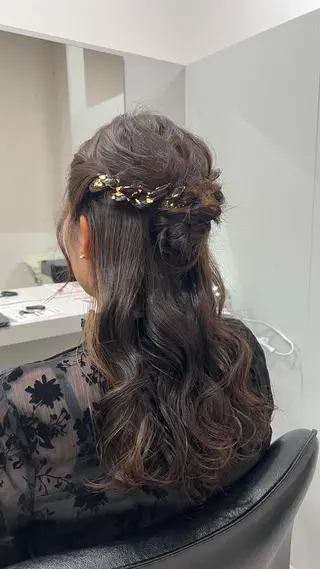 ロング ヘアアレンジ 🎀tokute ナオ🧸のヘアスタイル