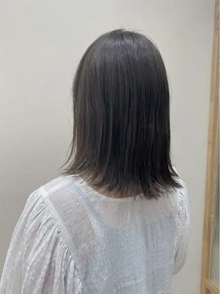 セミロング カラー 🌿縮毛矯正/ 髪質改善🌿コバヤシのヘアスタイル