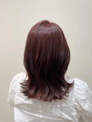 ミディアム mina .のヘアスタイル