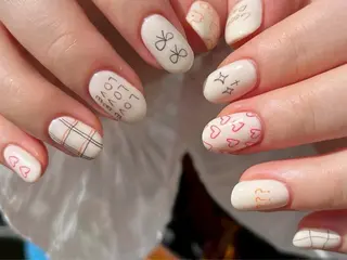 ネイル 渋谷 怜奈のネイルデザイン