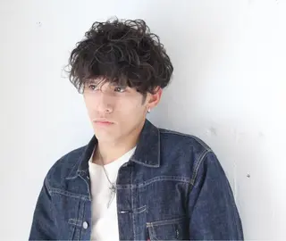 ショート パーマ メンズ Vir by browのヘアスタイル