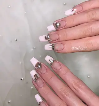 ネイル TIDY M&Mのネイルデザイン