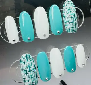 ネイル R Bella Nailのネイルデザイン