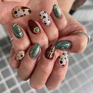 ネイル 河野 弥月のネイルデザイン