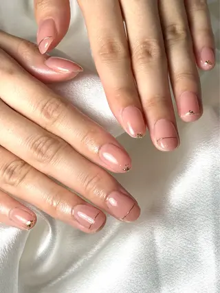 ネイル ルシイ🎀新宿長さ 出しパーツ専門店のネイルデザイン