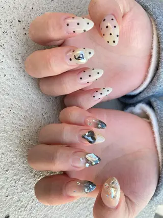 セミロング ネイル ✴︎ Delightのネイルデザイン