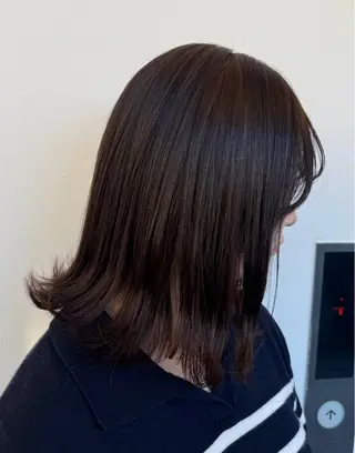 ミディアム 野中 悠那のヘアスタイル