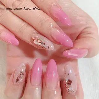 ロング ネイル ネイルスタジオ シェイクユアハンズのネイルデザイン