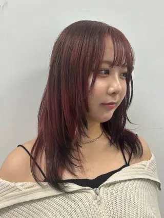 ミディアム 長谷川 日南のヘアスタイル