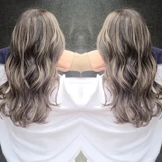 ロング カラー cherie所属・バレイヤージュ/ ハイライト/大内格のヘアスタイル