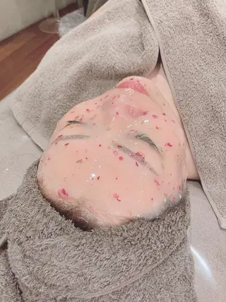 マツエク・マツパ アイブロウ Amm所属・🏆艶肌ワックス🏆 ララピール✨Ammのエステ・リラクイメージ