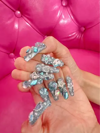 ネイル MignonReve ♡EIMI🌈のネイルデザイン