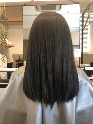 カラー 一ノ瀬 理子のヘアスタイル