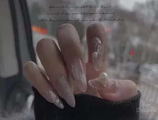 セミロング ネイル フィルイン、長さ出し 深爪矯正のネイルデザイン