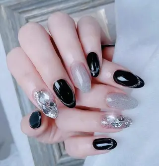 ネイル Queens テイのネイルデザイン