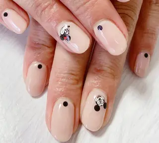 ネイル nail salon Berry所属・前田 りかのネイルデザイン