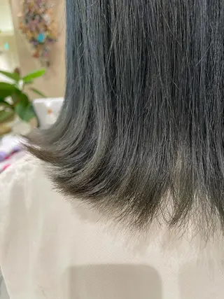 ミディアム カラー ボブ/インナーカラー /眉毛/Miyuのヘアスタイル