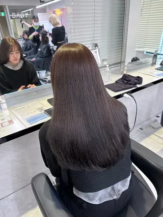 ロング EMIL/上野駅近 /ブリーチ縮毛矯正のヘアスタイル