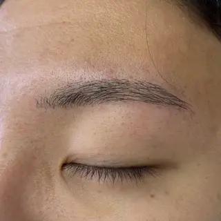 アイブロウ fors梅田店所属・33SASA いつきの眉毛・アイブロウイメージ