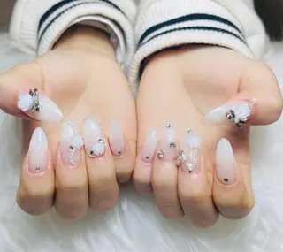 ネイル Lumi Nailのネイルデザイン