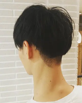 メンズ ブリーチ/ヘアケア/ 艶髪/イギチハルのヘアスタイル