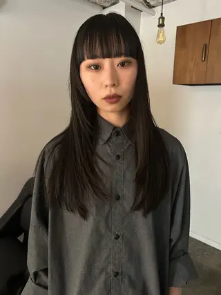 ロング カラー Loom.所属・村上雅人 ナチュラルモードのヘアスタイル