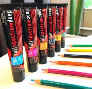 カラー FEERIE AVEDA ARIAKE所属・LUMIA/オーナー 西田わかばのヘアスタイル