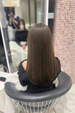 ロング パーマ コテ巻きパーマ💙 シノヤユイのヘアスタイル