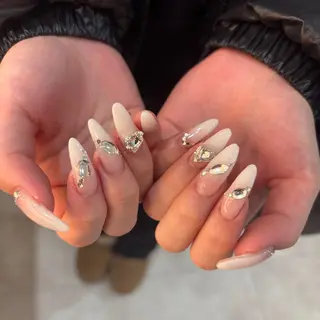 ネイル 栗田 ゆう子のネイルデザイン