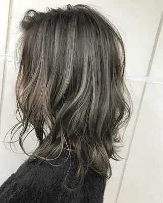 セミロング カラー 髪質改善will hairdesignのヘアスタイル