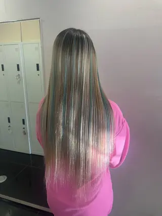 ロング カラー ブリーチカラー/ベー ジュ/Hono🦖のヘアスタイル