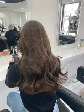 ロング カラー 透明感カラー🫧 レイヤーカットのヘアスタイル