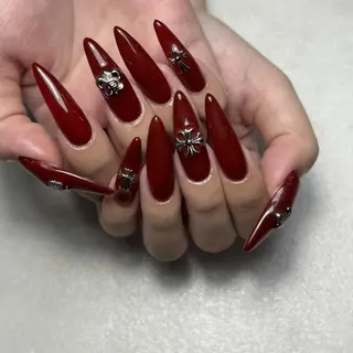 ネイル 🐈‍⬛ Minamiのネイルデザイン