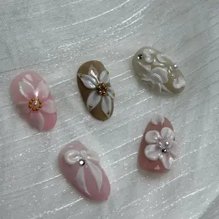 ネイル ソルネイルアンドアイラッシュ所属・山田 茉世のネイルデザイン