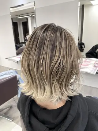 ロング JILL by GiseL/天神のヘアスタイル