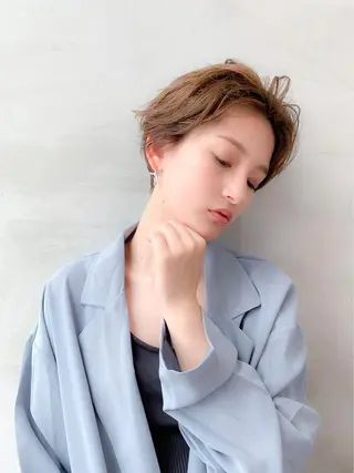 ショート カラー 🉐レイヤー/塩見 弘樹🉐渋谷のヘアスタイル