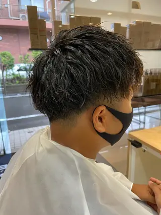 パーマ メンズ ザクザクレイヤー 🍀/ブリーチ/小田のヘアスタイル