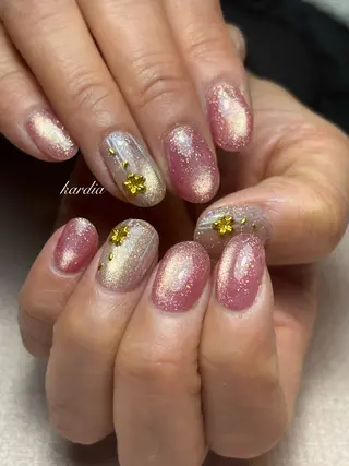 ネイル καρδιά -ｶﾙﾃﾞｨｱ-のネイルデザイン