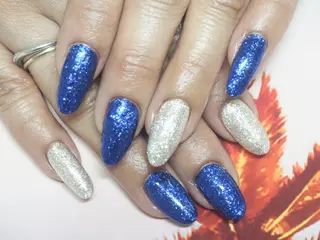 ネイル レイジー スワンのネイルデザイン