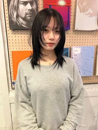 ミディアム カラー パーマ Loom.所属・村上雅人 ナチュラルモードのヘアスタイル