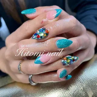 ネイル 大澤 瞳のネイルデザイン