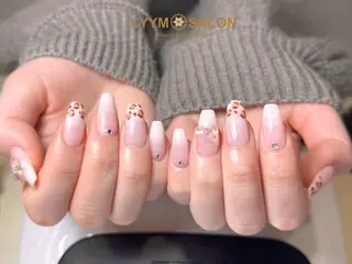 ネイル LYYM Salonのネイルデザイン