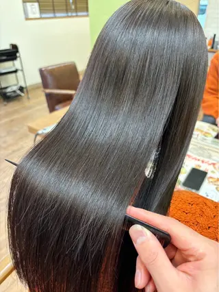 ロング 常藤 留佳のヘアスタイル