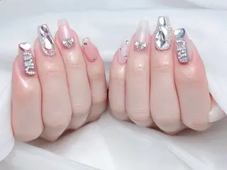 ネイル M🌷nail 長さだし専門店のネイルデザイン