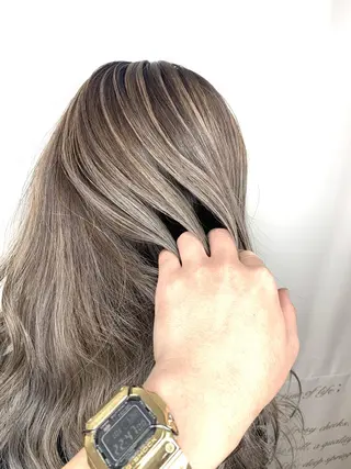 ロング カラー パーマ ヘアアレンジ メンズ キッズ ネイル マツエク・マツパ 髪質改善 艶髪🔵ﾌｾﾅｵﾔのヘアスタイル