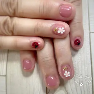 ネイル ﾈｲﾙｻﾛﾝ Bellefleurのネイルデザイン