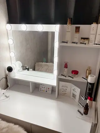 メンズ アイブロウ BeTOWA所属・BeTOWA wax脱毛／眉毛の眉毛・アイブロウイメージ