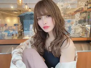 セミロング カラー ⭐️迫田 ゆう⭐️のヘアスタイル