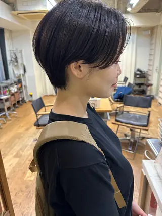 ショート ショート ボブ 梅田 木戸健人のヘアスタイル