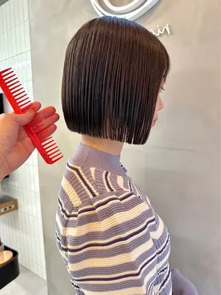 ショート センターパート /ニュアンスパーマのヘアスタイル